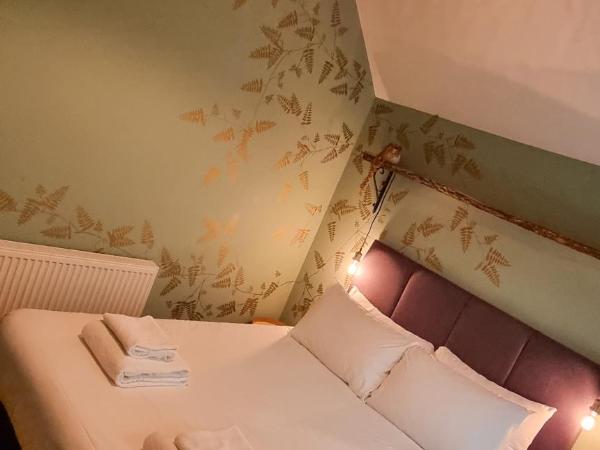 Ring O Bells Hinton Blewett : photo 8 de la chambre chambre lit king-size