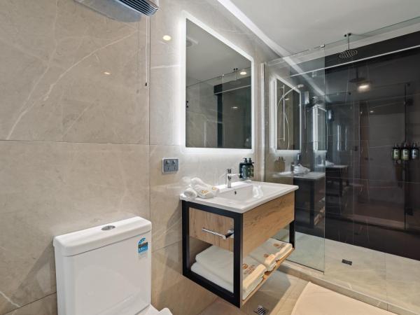 Golden Hotel : photo 6 de la chambre chambre lit king-size deluxe