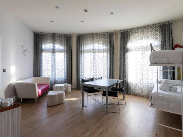 Petit Palace Savoy Alfonso XII : photo 3 de la chambre suite junior (4 adultes)