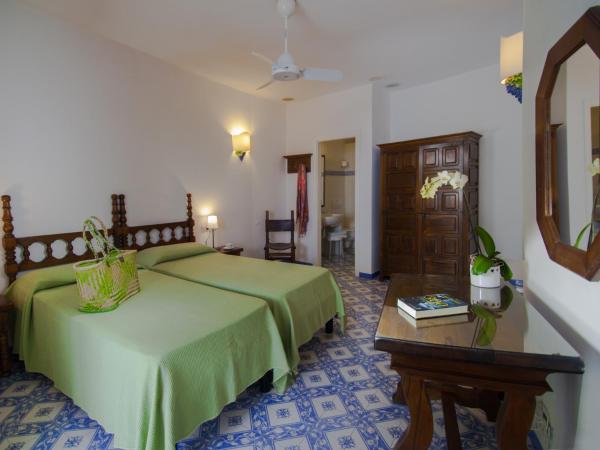 Semiramis Hotel De Charme & Pools : photo 4 de la chambre chambre double ou lits jumeaux standard