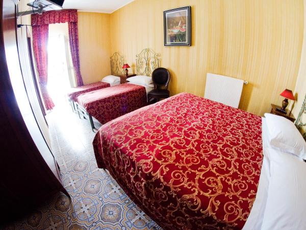 Hotel Villa Maria : photo 2 de la chambre chambre quadruple