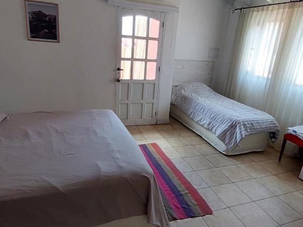 Casa Bordó Salta : photo 2 de la chambre chambre triple