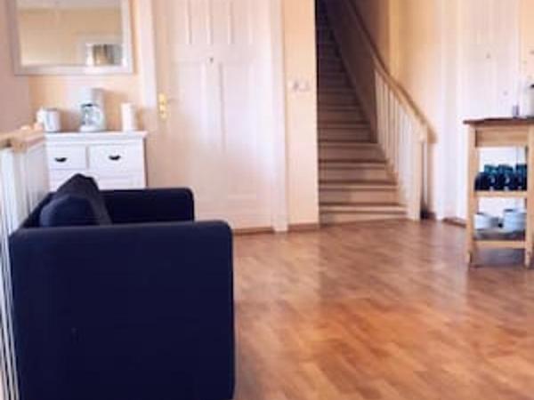 Ela Apartments Berlin : photo 2 de la chambre chambre simple avec salle de bains commune