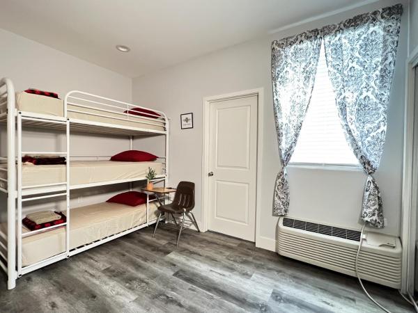 Pineapple Hostel : photo 1 de la chambre lit superposé dans dortoir mixte