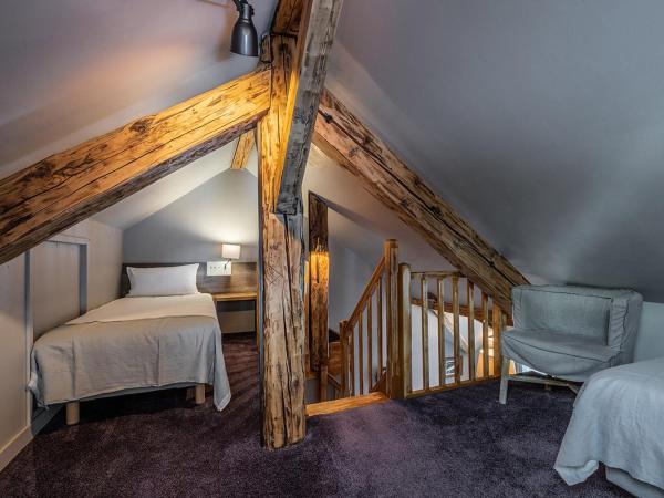 Eden Hotel, Apartments and Chalet Chamonix Les Praz : photo 6 de la chambre chambre familiale (5 adultes)