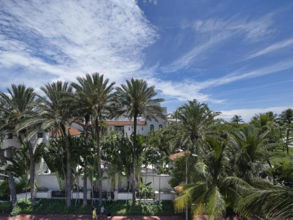 Strand Ocean Drive Suites : photo 5 de la chambre suite 1 chambre lit king-size au dernier Étage avec vue sur le parc lummus - unité d303