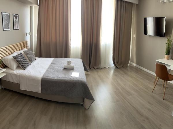 Luxor Premium Suites : photo 1 de la chambre chambre double avec terrasse