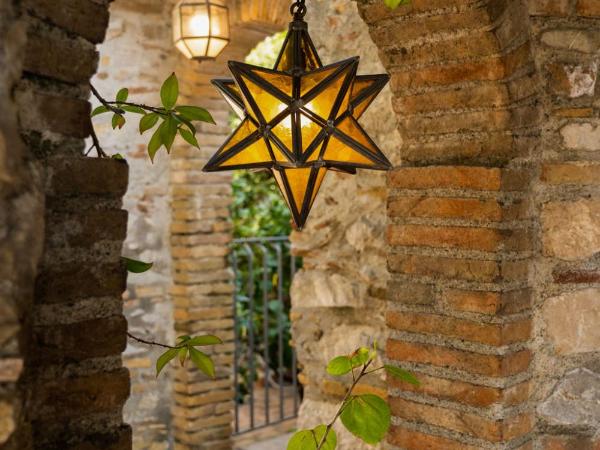 Hotel Villa Carlotta : photo 10 de la chambre villa - vue sur jardin - annexe