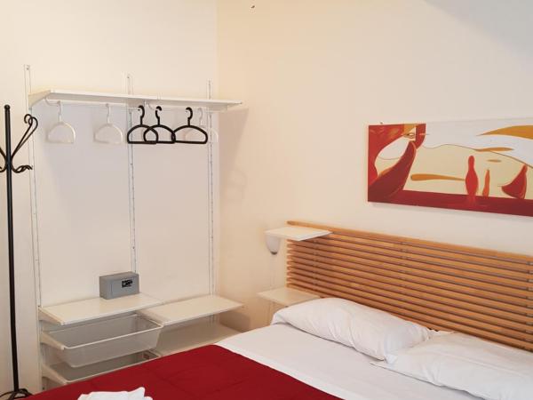 B&B Soriano44 : photo 2 de la chambre chambre double ou lits jumeaux