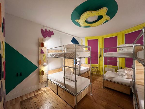 Art Hostel : photo 5 de la chambre lit dans dortoir mixte de 8 lits 