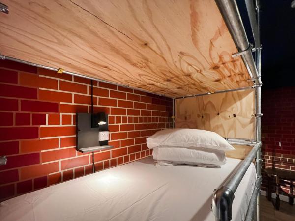 Art Hostel : photo 4 de la chambre lit dans dortoir mixte de 6 lits