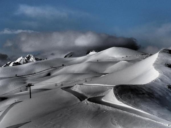 La Principauté de Comborciere : photo 1 de la chambre chambre triple confort avec douche