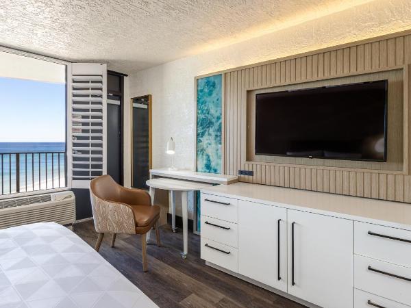 Holiday Inn Resort Panama City Beach - Beachfront, an IHG Hotel : photo 4 de la chambre deluxe queen room two queen beds oceanfront - mid level