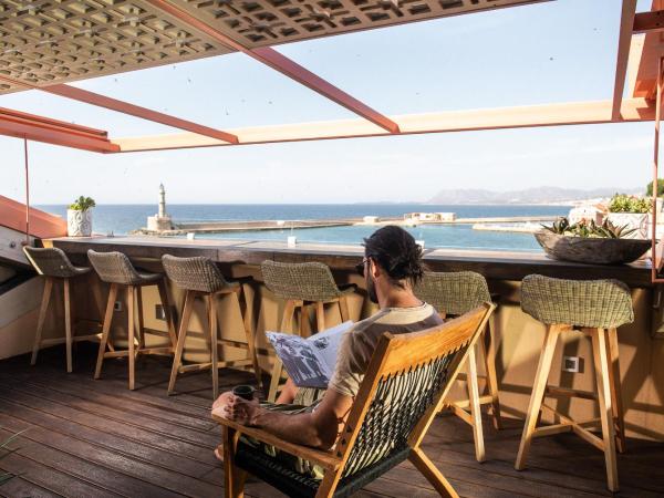 Domus Renier Boutique Hotel : photo 3 de la chambre suite principale avec balcon - vue sur mer