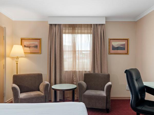 Hotel Grand Chancellor Launceston : photo 4 de la chambre chambre lit king-size deluxe
