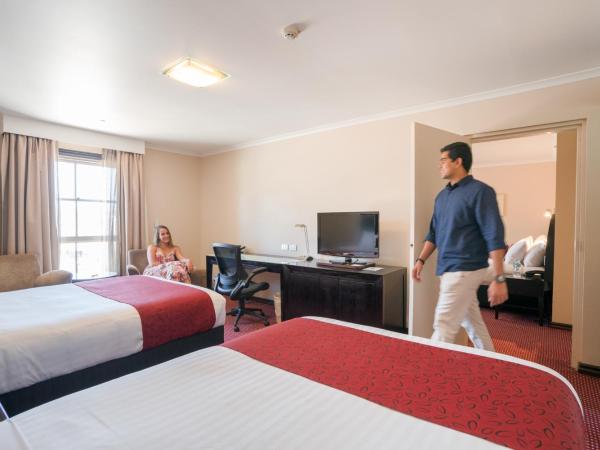 Hotel Grand Chancellor Launceston : photo 1 de la chambre chambre familiale