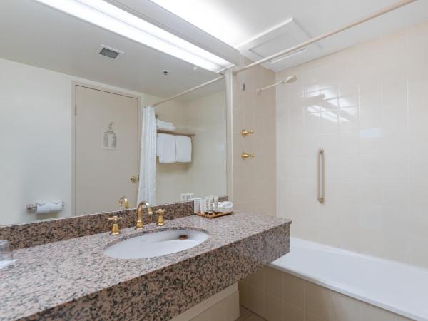 Hotel Grand Chancellor Launceston : photo 8 de la chambre chambre lit king-size deluxe