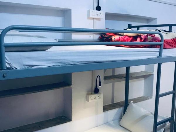 TRIP IN HoSTEL : photo 5 de la chambre lit dans dortoir pour femmes de 4 lits