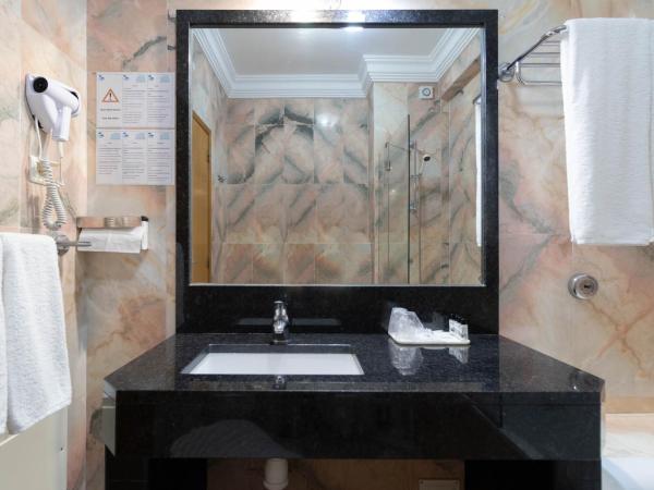 Hotel Maritur - Adults Only : photo 10 de la chambre chambre double ou lits jumeaux