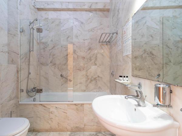 Hotel Maritur - Adults Only : photo 8 de la chambre chambre double avec lit d'appoint