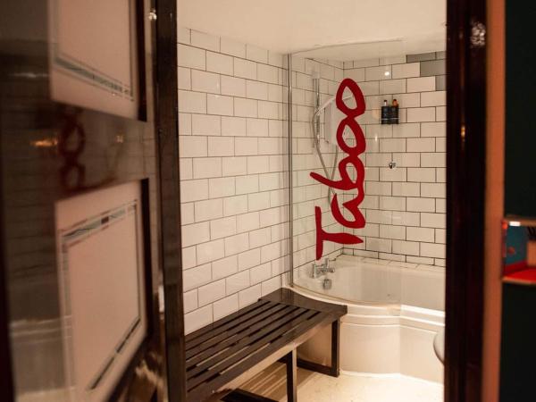 Hotel Pelirocco : photo 10 de la chambre chambre double - tabou