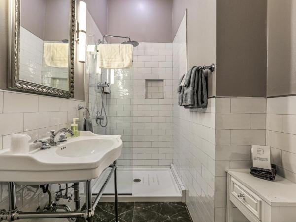 Rathbone Mansions New Orleans : photo 9 de la chambre chambre double avec lit queen-size