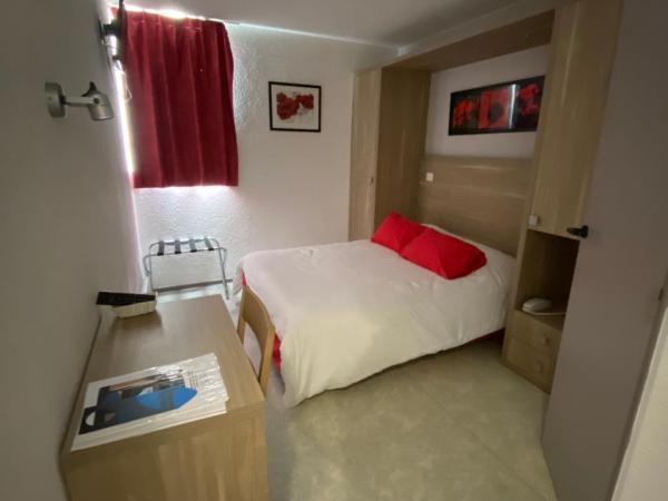 HOTEL RESTAURANT OLYMPE : photo 5 de la chambre chambre double