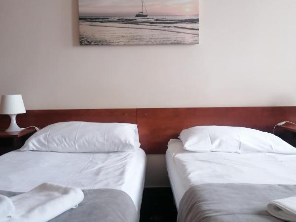 Magnolia Ośrodek Rehabilitacyjno-Wczasowy : photo 2 de la chambre chambre lits jumeaux standard