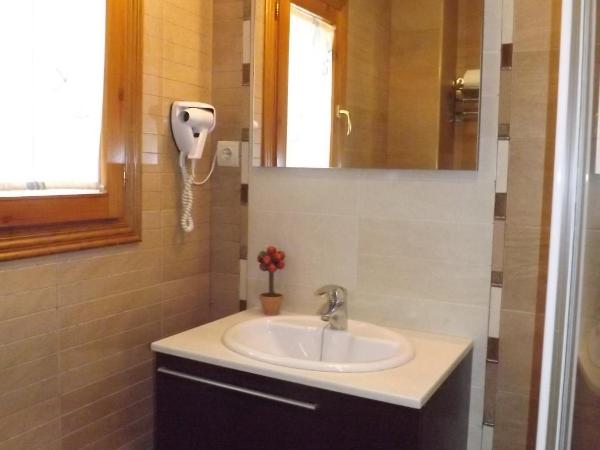 Hostal Costa Azul : photo 3 de la chambre chambre triple