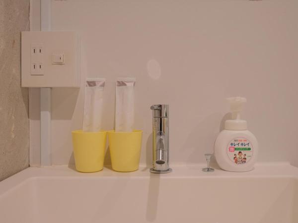 Yeah Room Namba : photo 8 de la chambre chambre lits jumeaux avec salle de bains privative