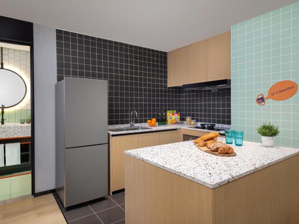 lyf Mid-Town Hangzhou : photo 5 de la chambre all together (4-bedrooms)