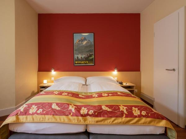 Hotel De la Paix : photo 9 de la chambre chambre double standard