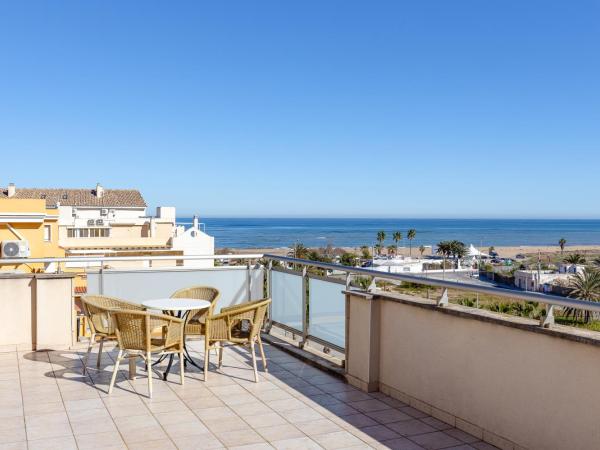 Daniya Denia Spa & Business 4* : photo 5 de la chambre chambre familiale - vue sur mer