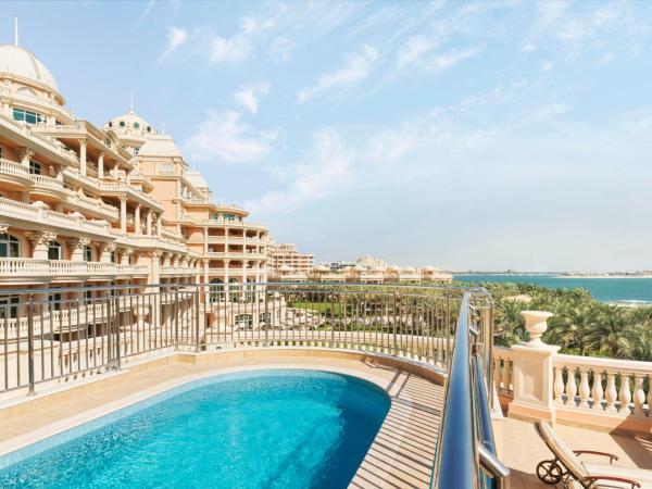 Raffles The Palm : photo 4 de la chambre villa royale raffles avec piscine privée sur toit