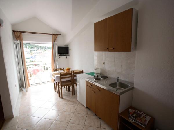 Room in Studio - Studio Apartment 8, 2,floor : photo 3 de la chambre chambre double