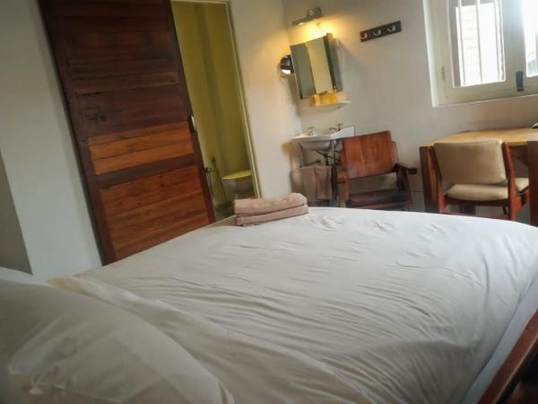 Ren I Tang Heritage Inn : photo 2 de la chambre chambre double deluxe