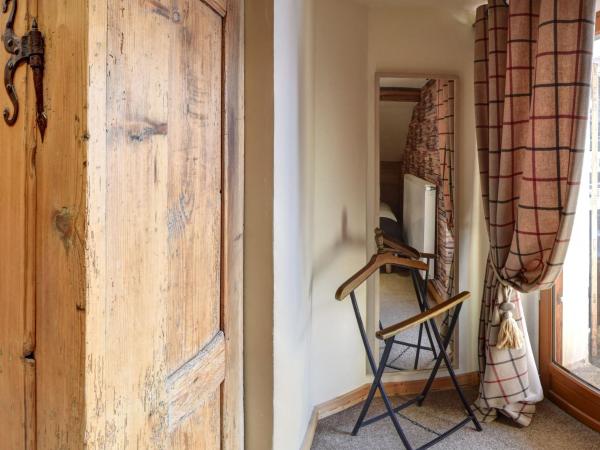 Hôtel Les Cimes : photo 5 de la chambre chambre double ou lits jumeaux supérieure avec vue sur ville