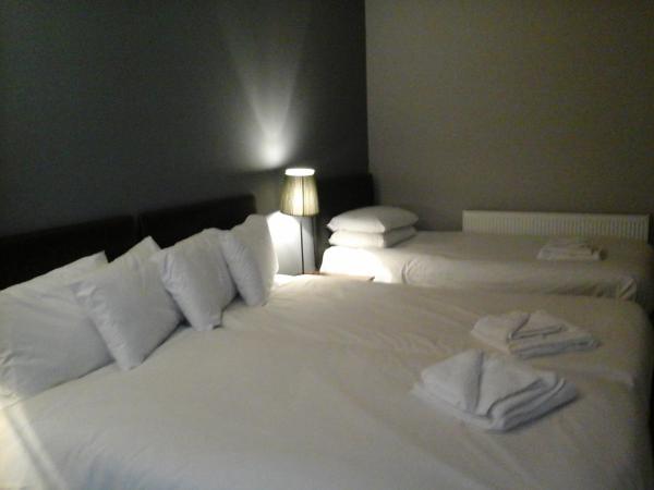The Liverpool Inn Hotel : photo 3 de la chambre chambre triple