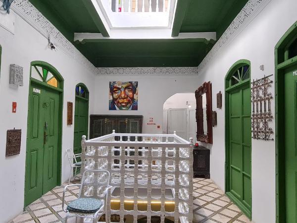 Atlantic Hostel : photo 4 de la chambre lit simple dans dortoir pour femmes