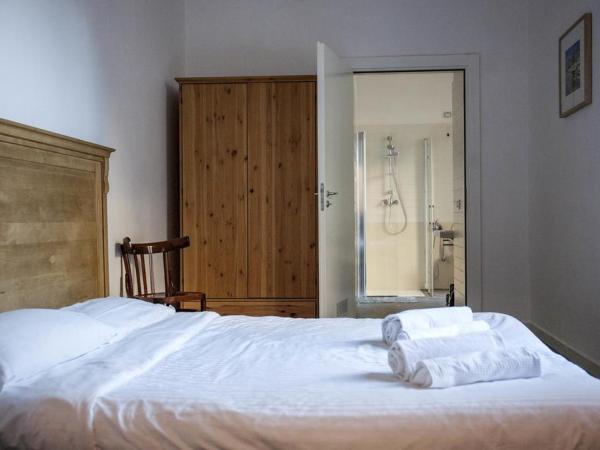 La Controra Hostel Naples : photo 2 de la chambre chambre double