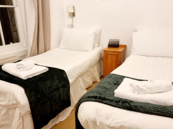 The Guards Hotel : photo 1 de la chambre chambre double ou lits jumeaux standard