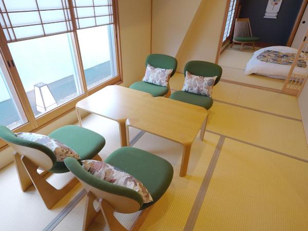 Nishiyama Ryokan - Established in 1953 : photo 6 de la chambre chambre familiale deluxe