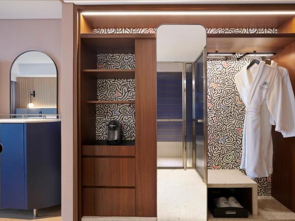 Mondrian Seoul Itaewon : photo 5 de la chambre chambre lit king-size itaewon - accès à la piscine extérieure non compris