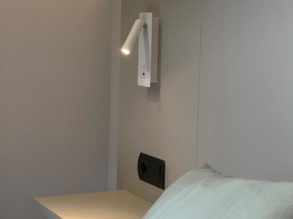 AZ Hotel San Valero : photo 3 de la chambre chambre simple