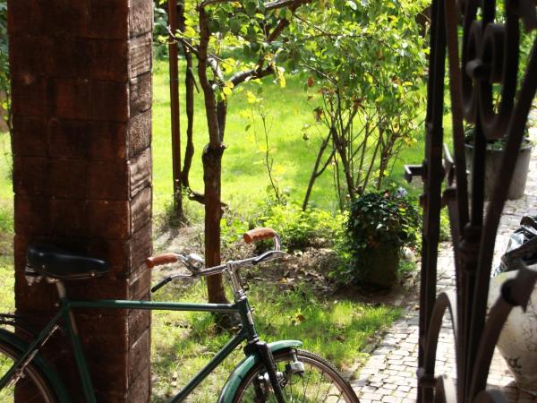 InChiostro Rooms&Breakfast : photo 10 de la chambre chambre lits jumeaux - vue sur jardin