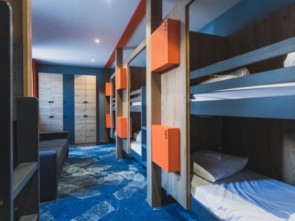 Hotel Base Camp Lodge - Les 2 Alpes : photo 9 de la chambre lit simple dans dortoir de 10 lits