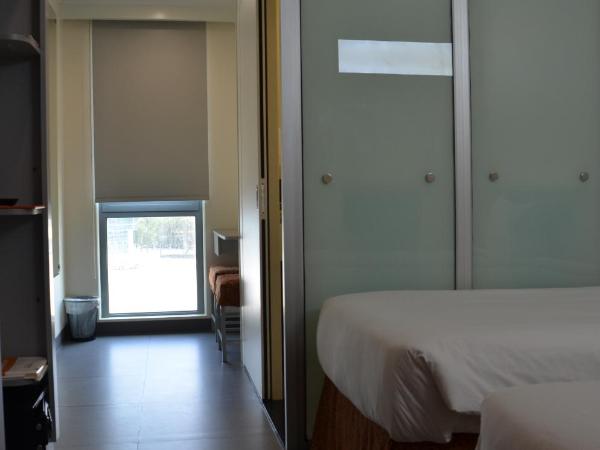 JOIN INN HOTEL Jebel Ali, Dubai - Formerly easyHotel Jebel Ali : photo 7 de la chambre chambre lits jumeaux standard sans fenêtre