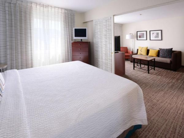 Sonesta ES Suites Dallas Medical Market Center : photo 1 de la chambre suite 1 chambre lit king-size