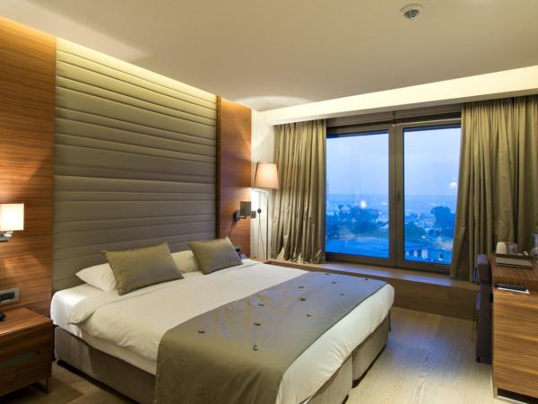Hotel Arcadia Blue Istanbul : photo 6 de la chambre chambre double ou lits jumeaux - vue sur mer