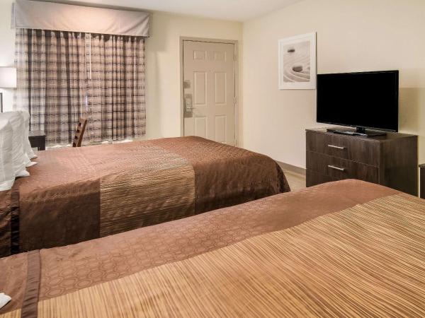 Quality Inn & Suites Dallas-Cityplace : photo 1 de la chambre chambre double avec 2 lits doubles - non-fumeurs